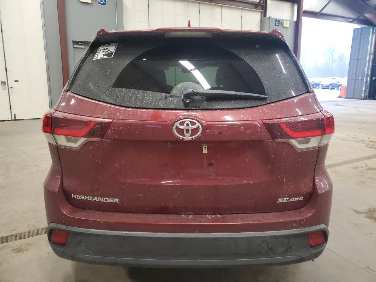 2019 TOYOTA HIGHLANDER - Image 6