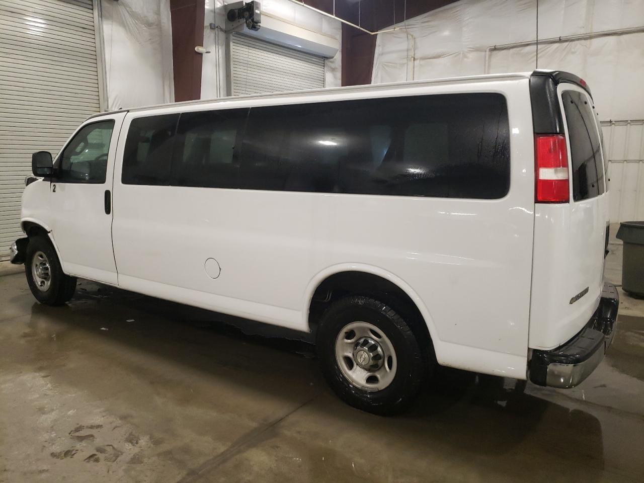 2017 CHEVROLET EXPRESS G3 - Image 2