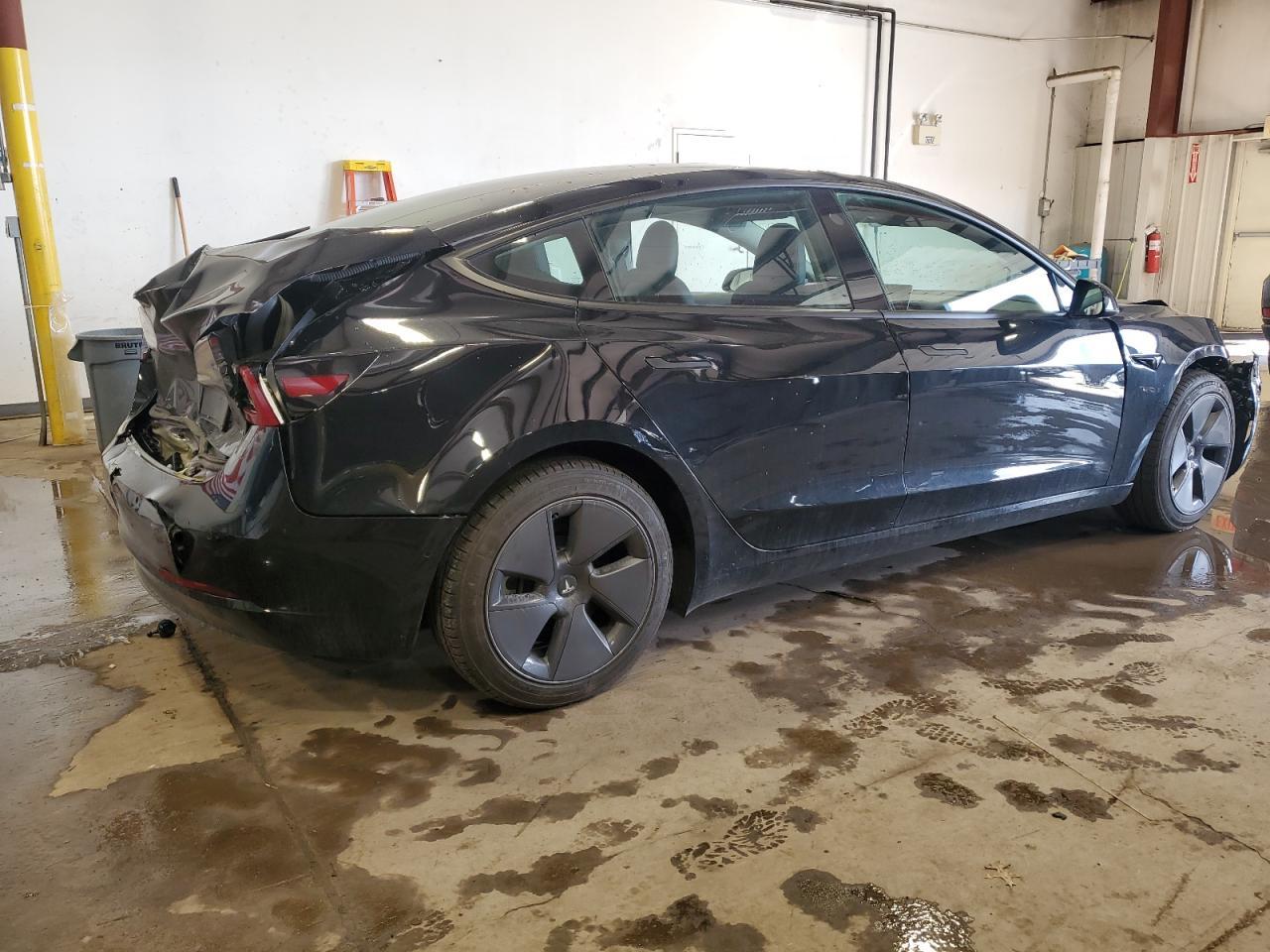 2022 TESLA MODEL 3 - Image 3