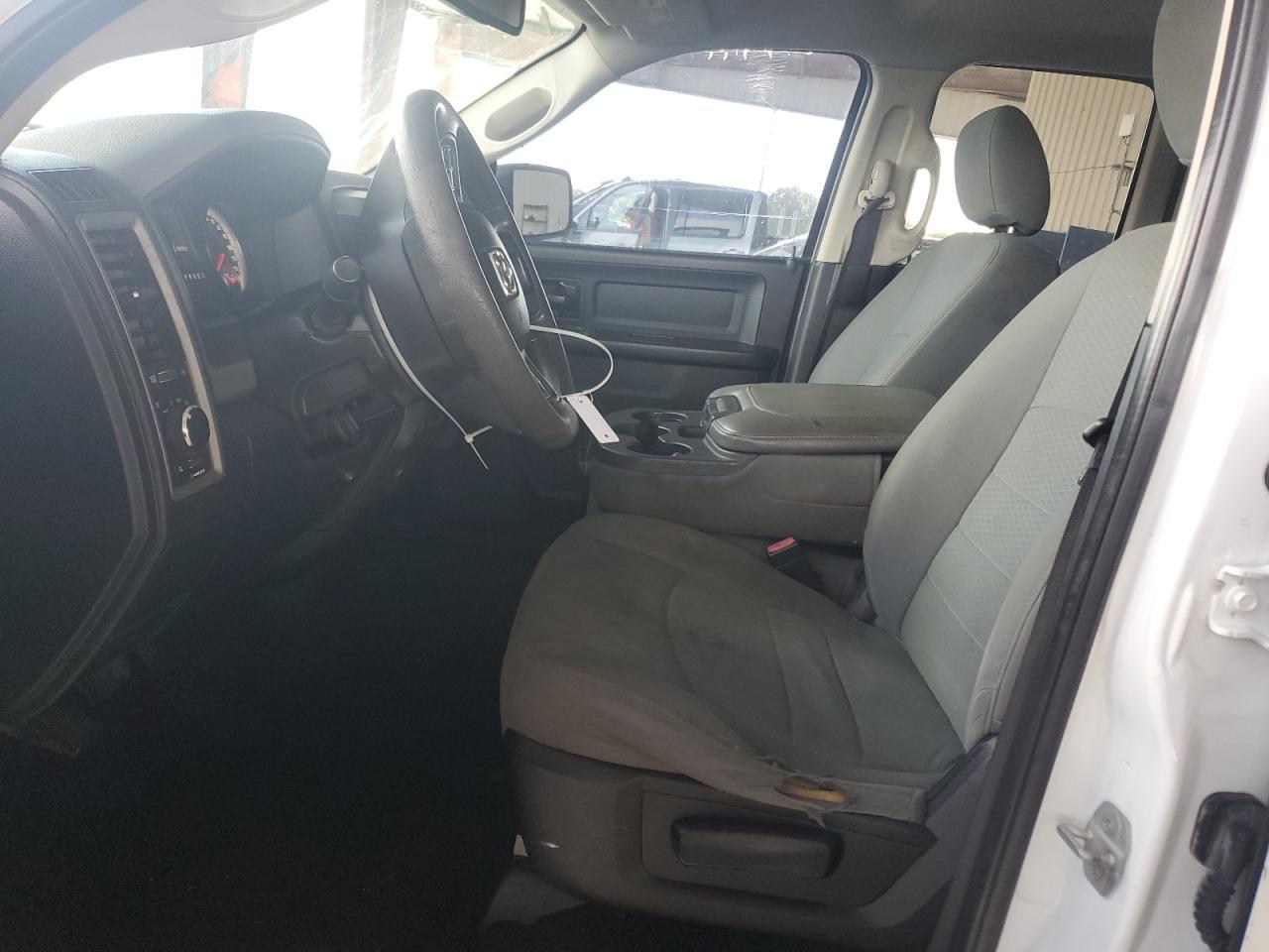 2015 RAM 1500 - Image 7