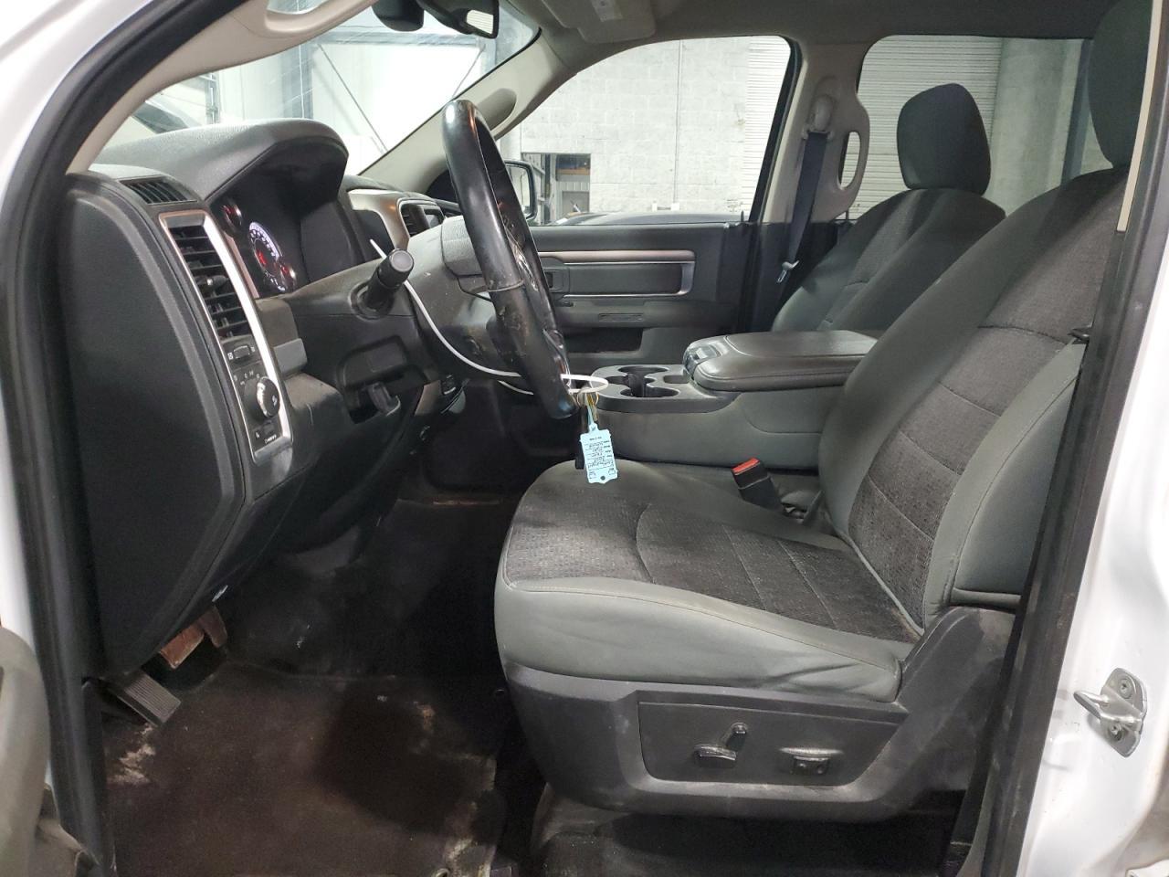 2014 RAM 1500 SLT - Image 7
