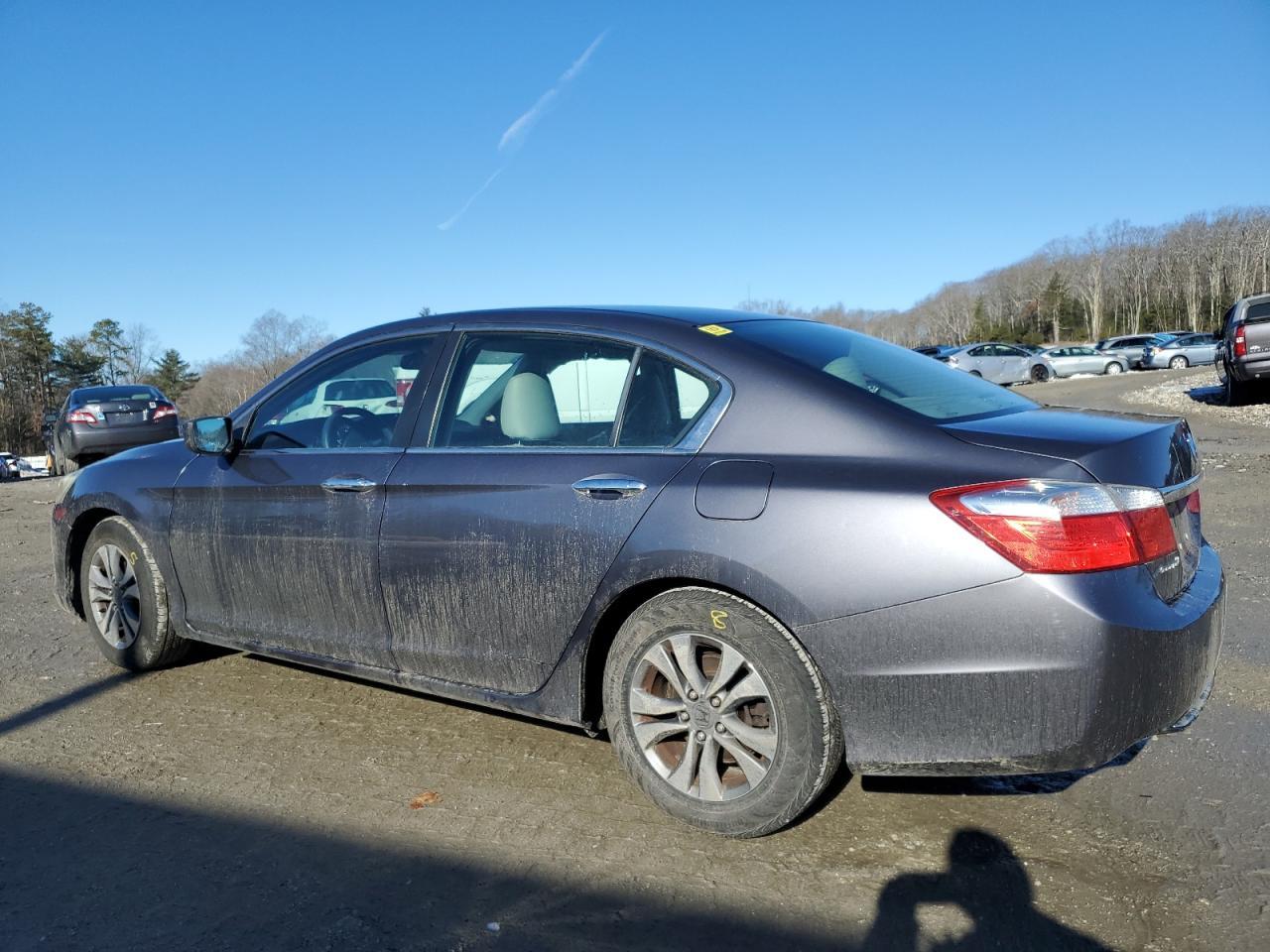 2014 HONDA ACCORD LX - Image 2