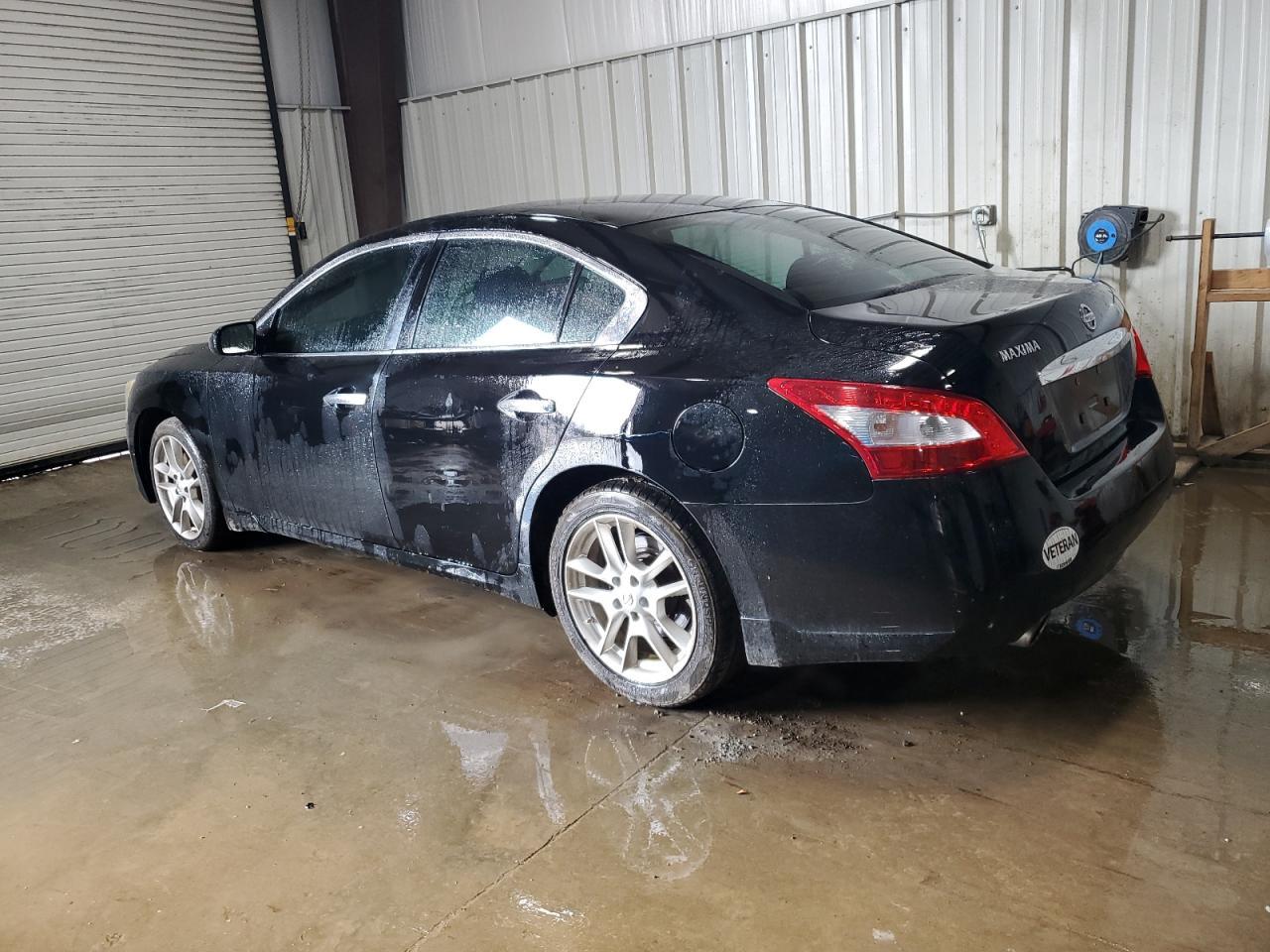 2011 NISSAN MAXIMA S - Image 2