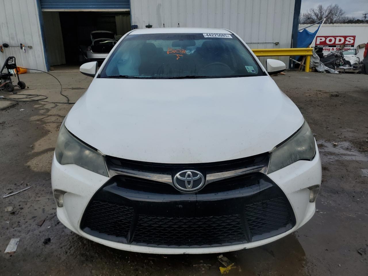2016 TOYOTA CAMRY LE - Фото 5