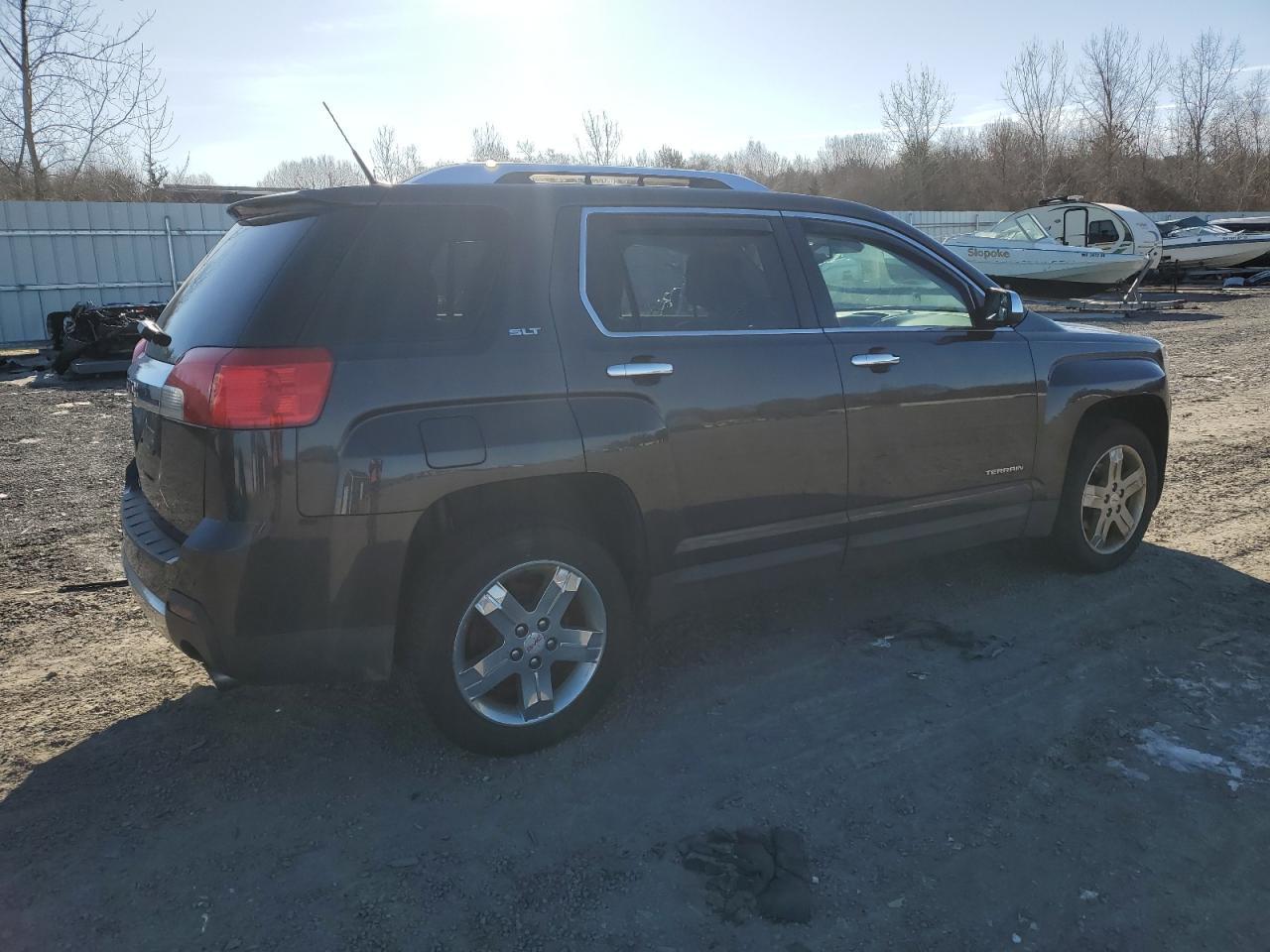 2013 GMC TERRAIN SL - Фото 3