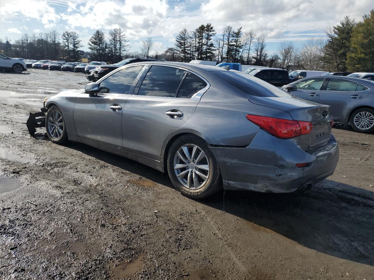 2016 INFINITI Q50 PREMIU - Фото 2