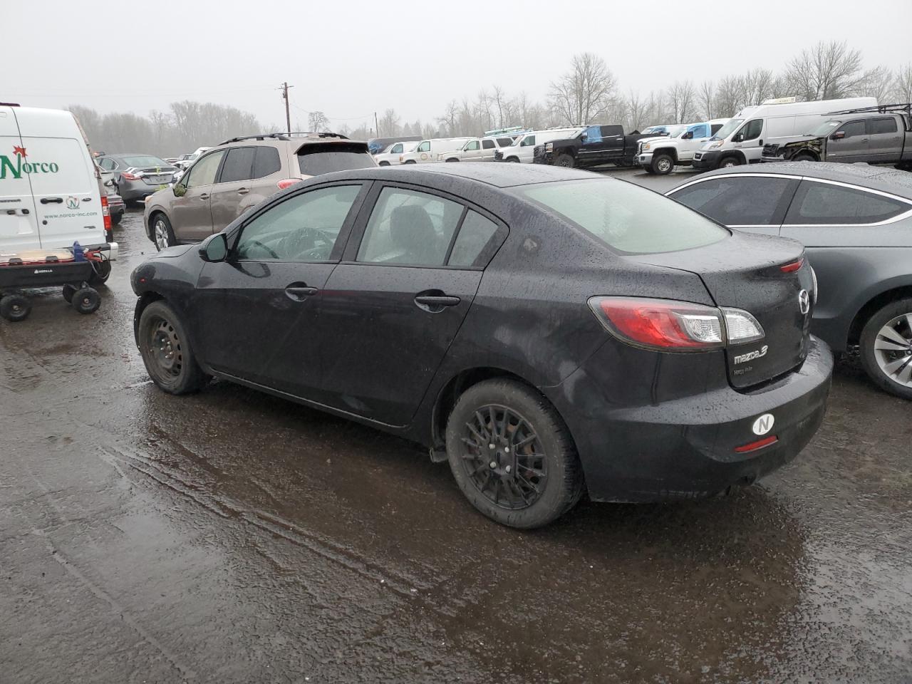 2013 MAZDA 3 I - Фото 2