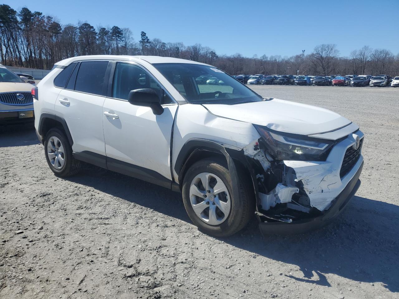 2023 TOYOTA RAV4 LE - Фото 4