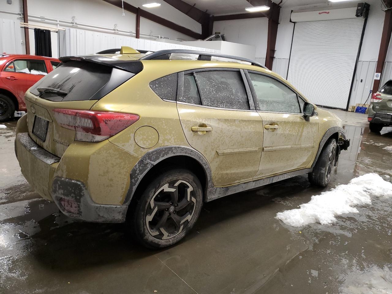 2021 SUBARU CROSSTREK - Фото 3
