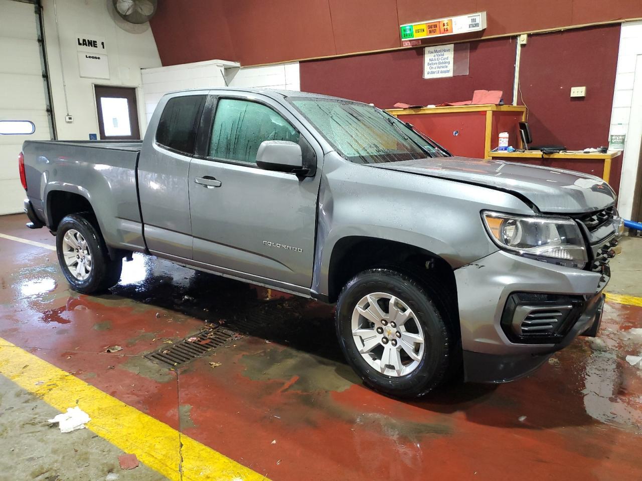 2022 CHEVROLET COLORADO L - Image 4