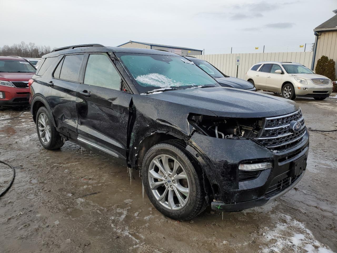 2023 FORD EXPLORER X - Image 4