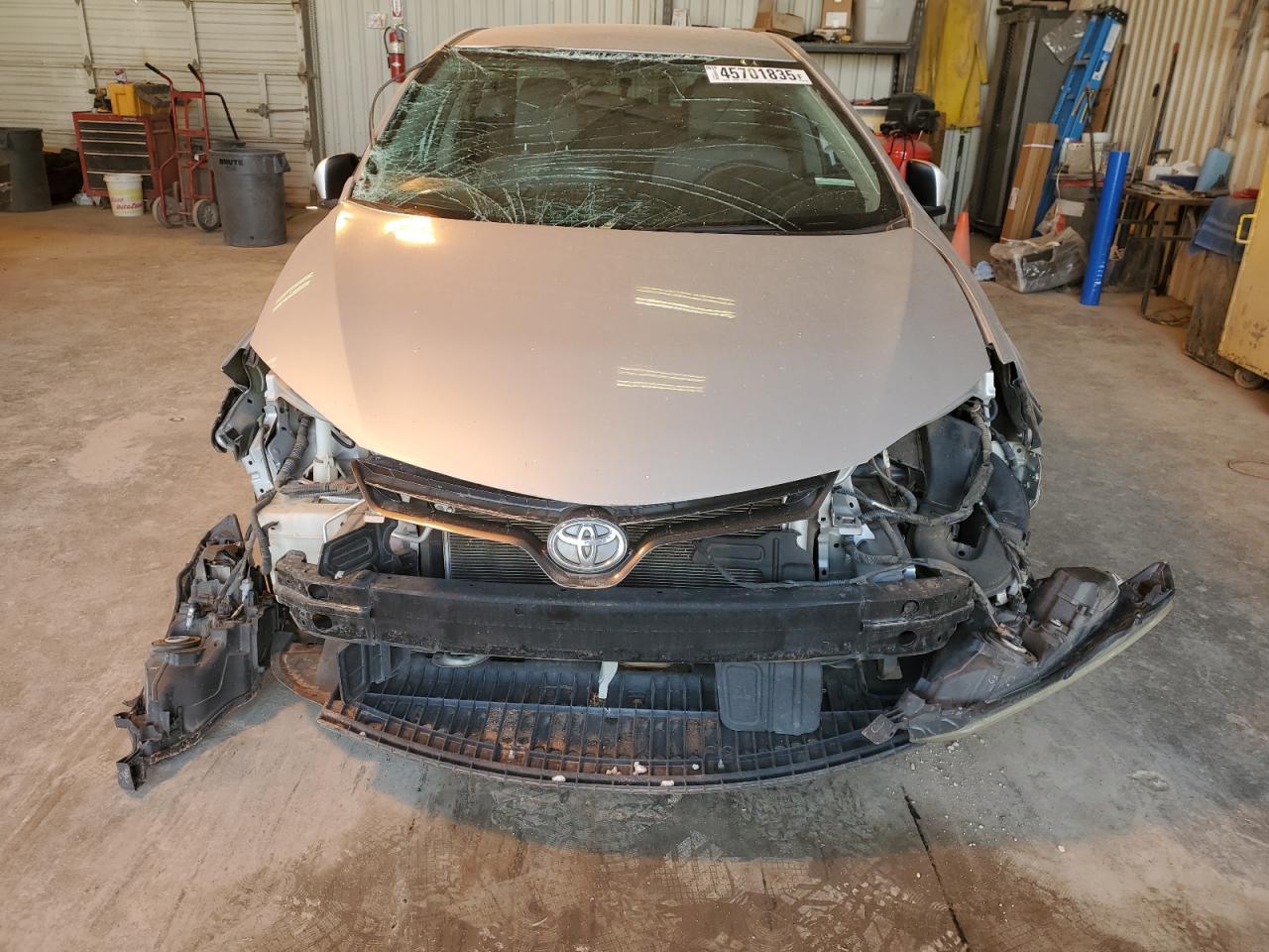 2015 TOYOTA COROLLA L - Image 5