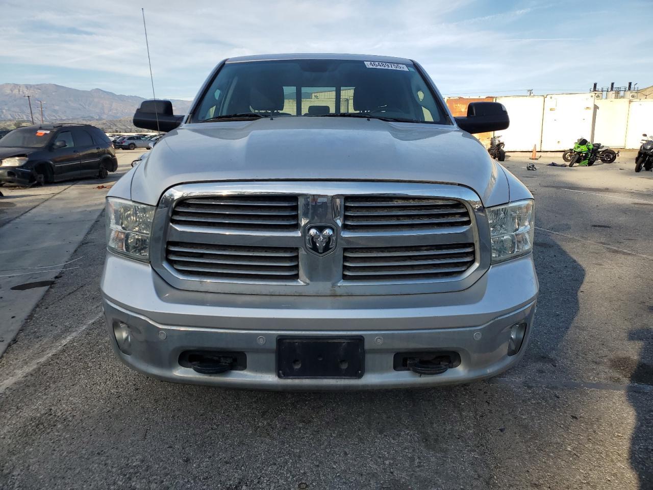 2014 RAM 1500 SLT - Image 5