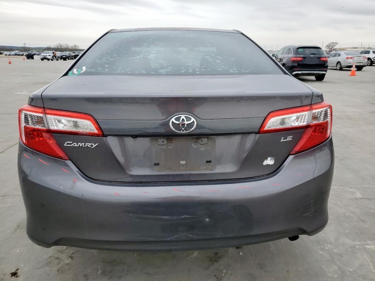 2014 TOYOTA CAMRY L - Image 6