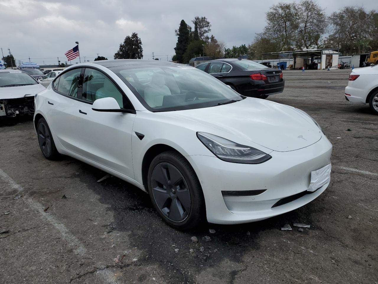 2022 TESLA MODEL 3 - Image 4