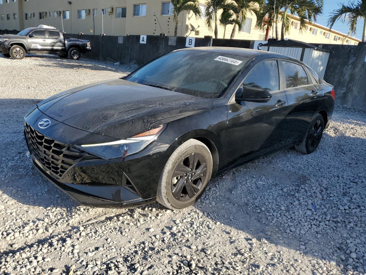 2022 HYUNDAI ELANTRA SE