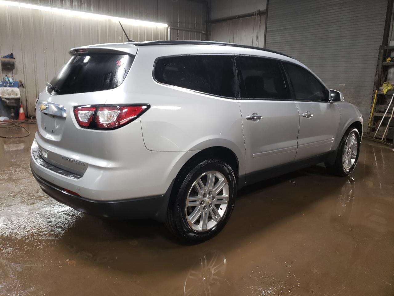 2015 CHEVROLET TRAVERSE L - Image 3