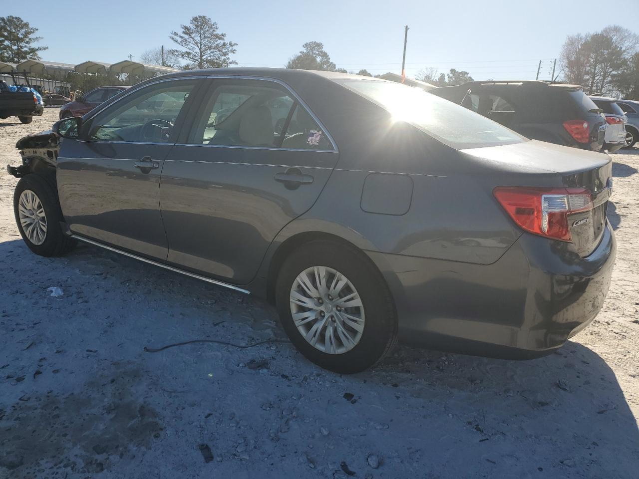 2012 TOYOTA CAMRY HYBR - Фото 2