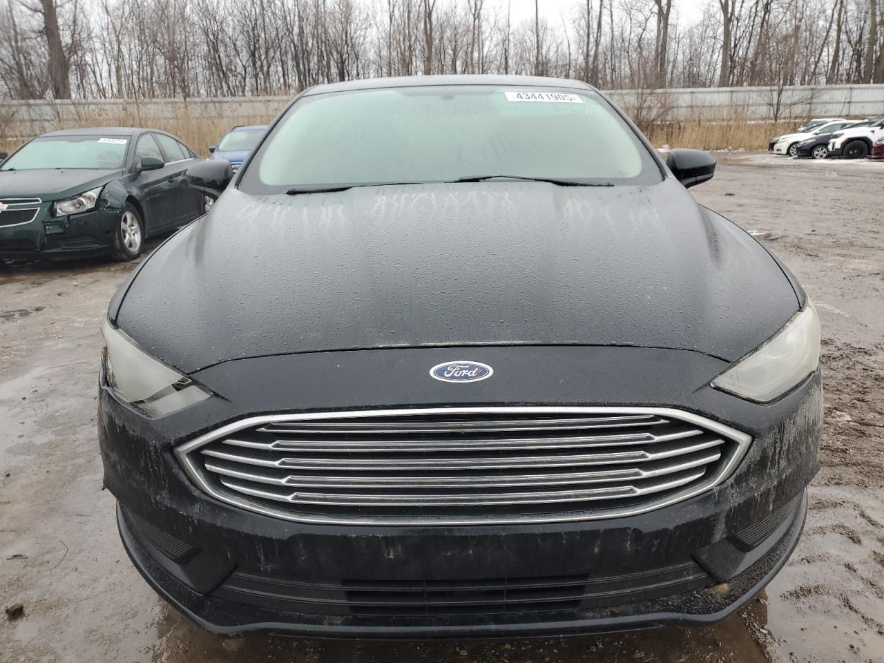 2017 FORD FUSION SE - Фото 5