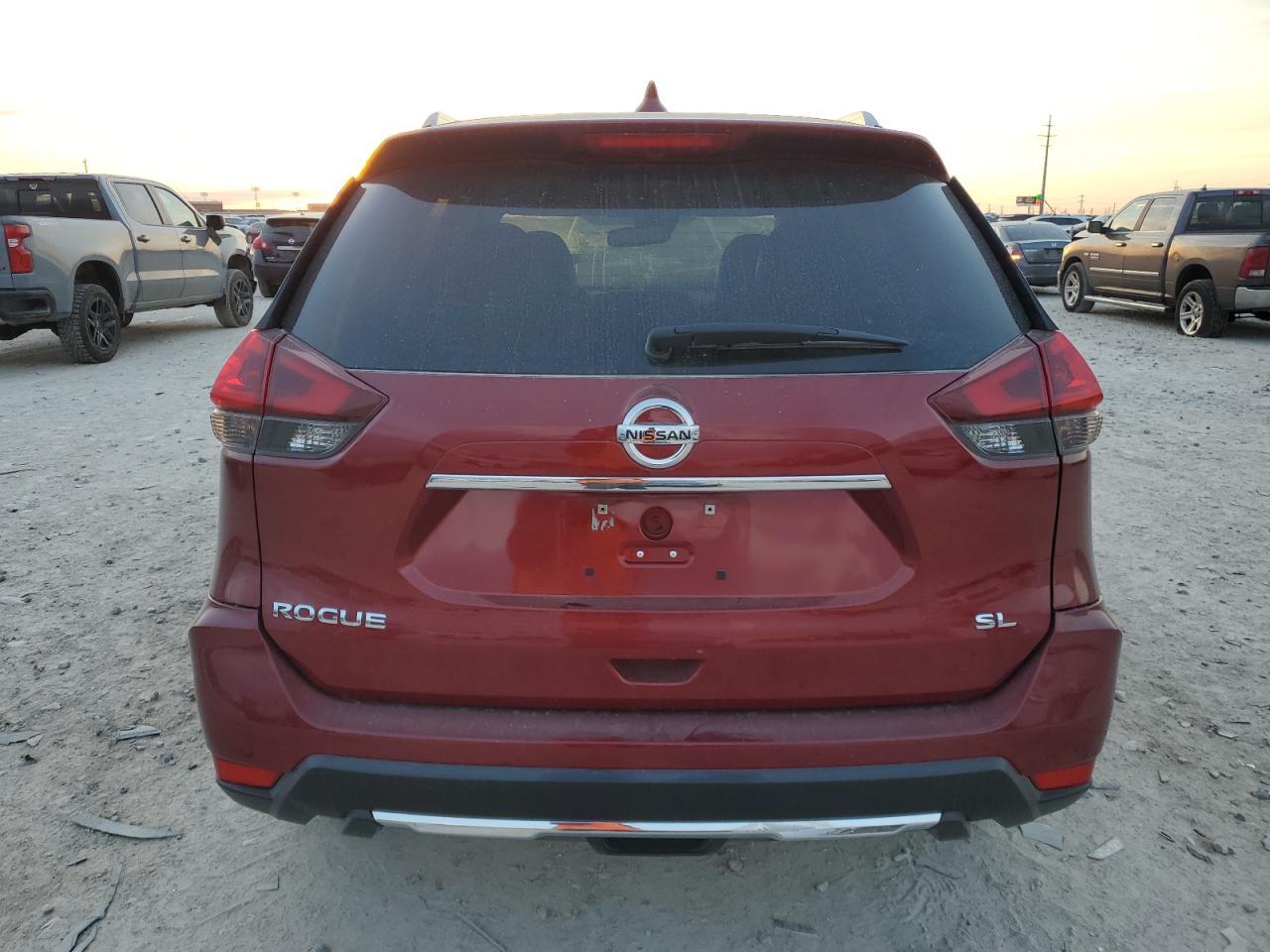 2018 NISSAN ROGUE S - Фото 6