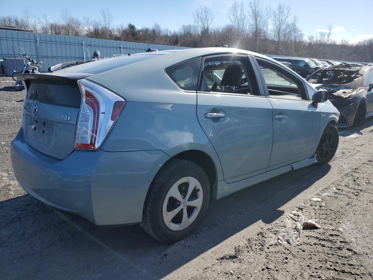 2013 TOYOTA PRIUS - Фото 3