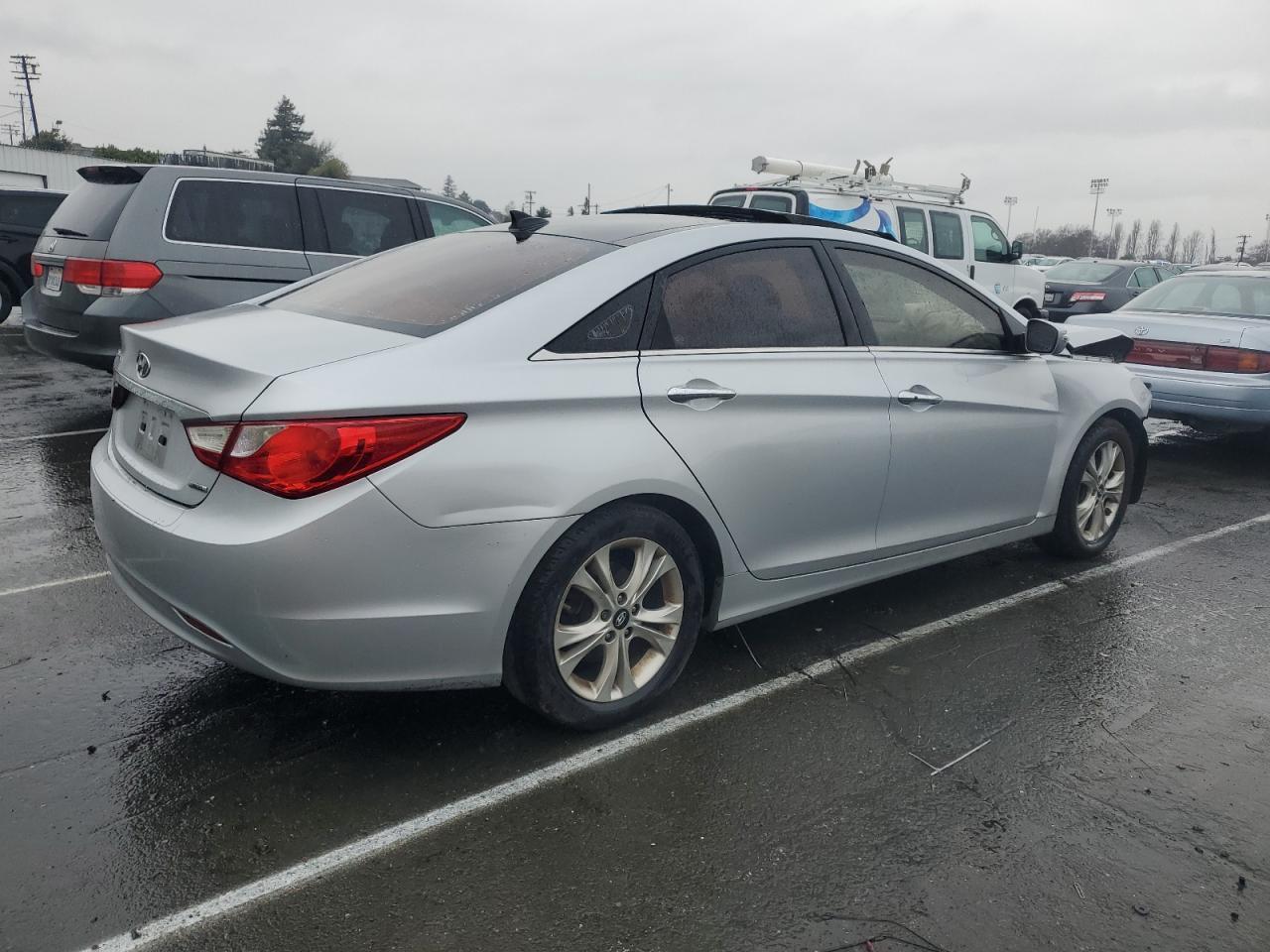 2013 HYUNDAI SONATA SE - Фото 3