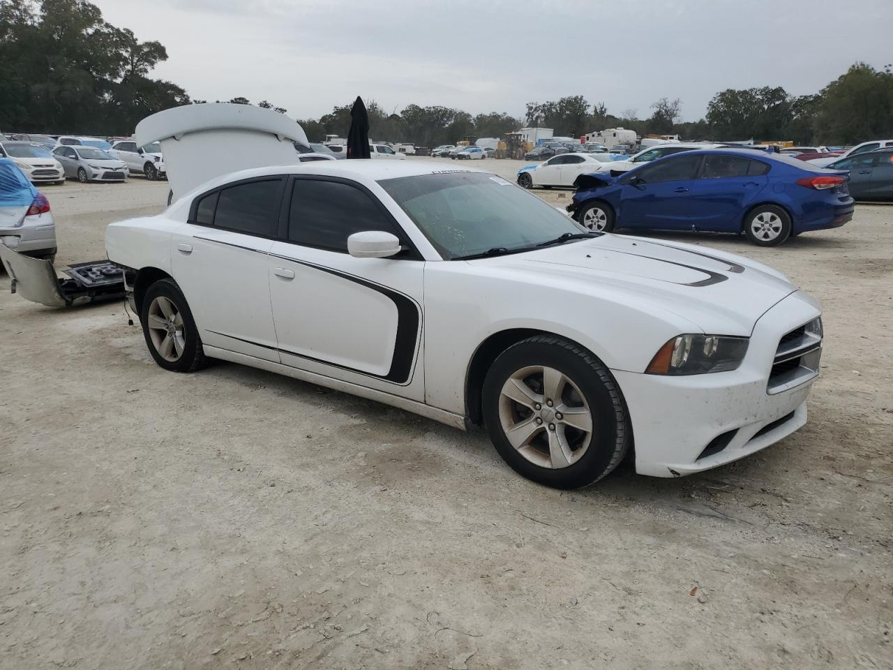 2014 DODGE CHARGER SE - Image 4