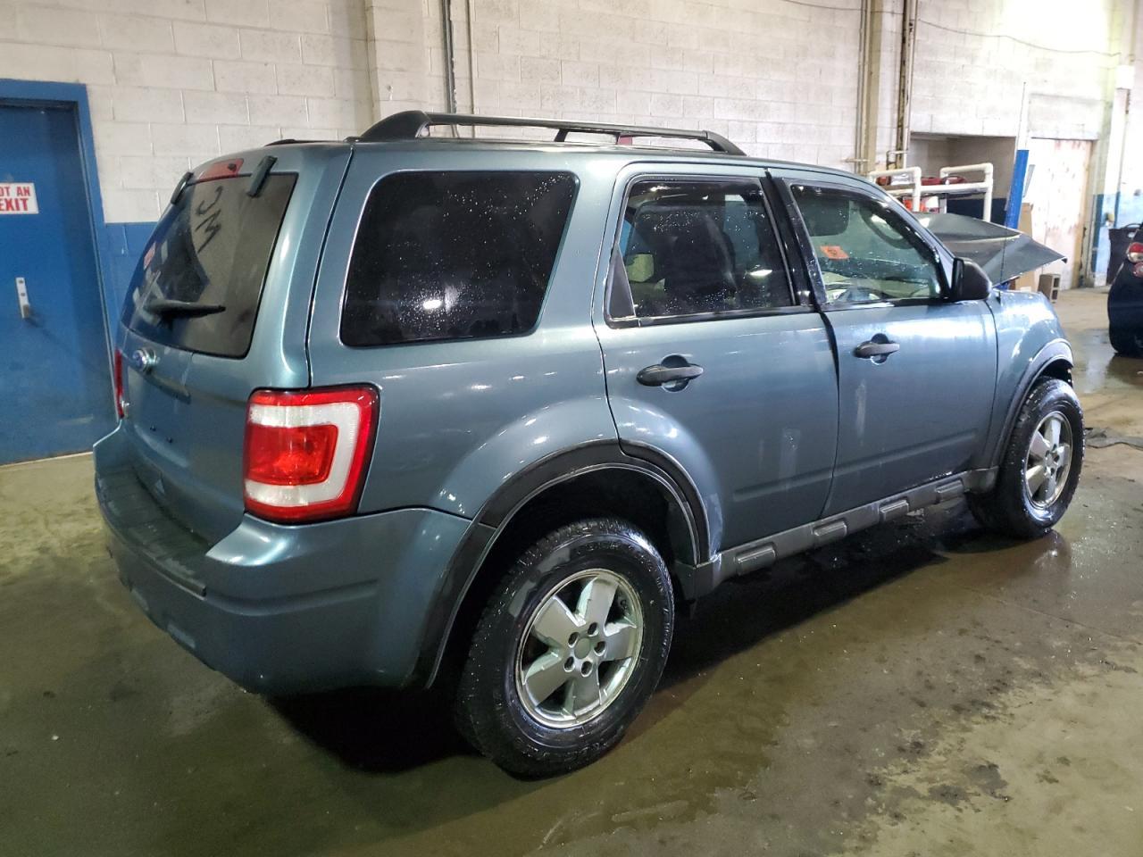 2010 FORD ESCAPE XLT - Фото 3