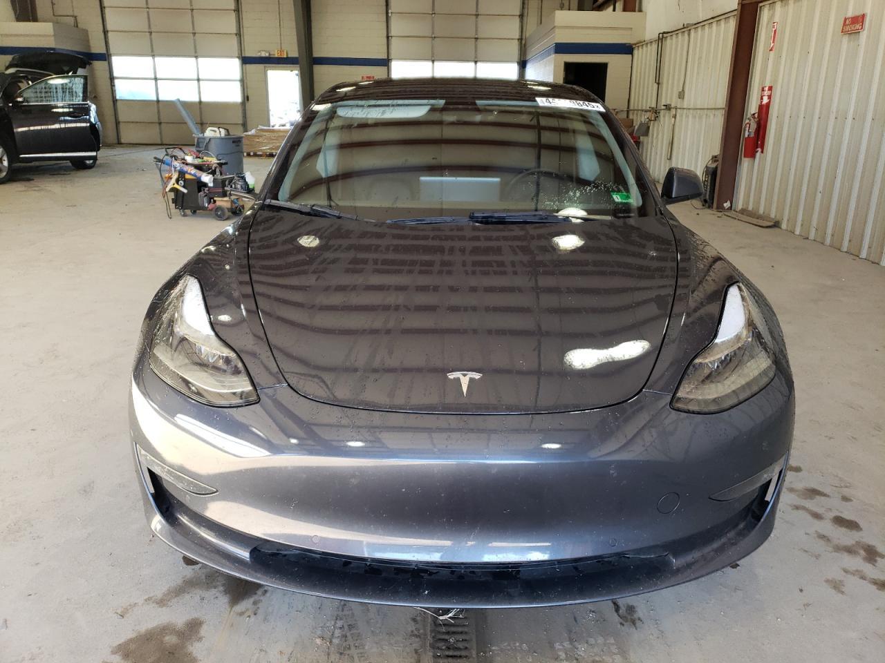 2022 TESLA MODEL 3 - Image 5