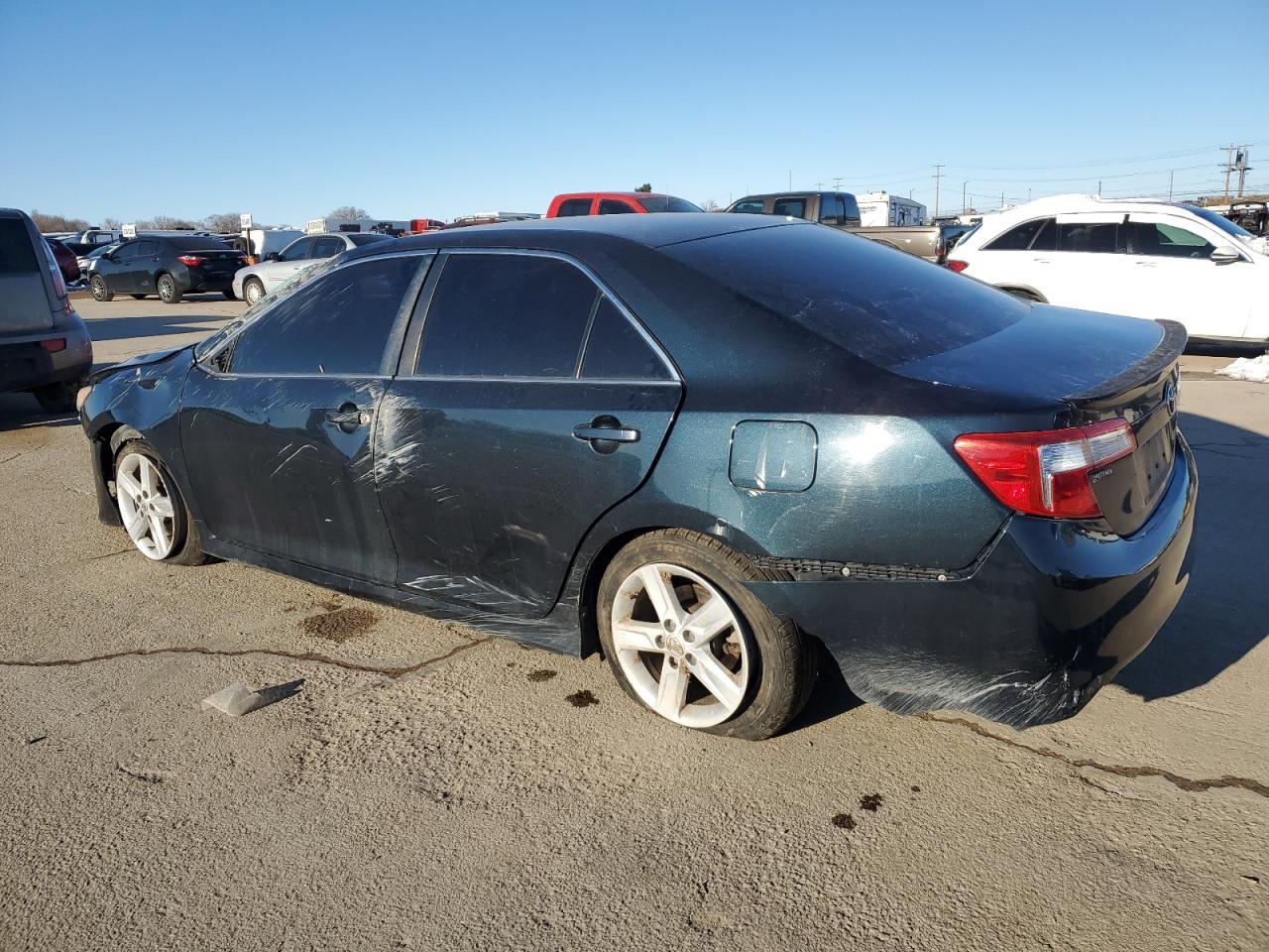 2014 TOYOTA CAMRY L - Image 2