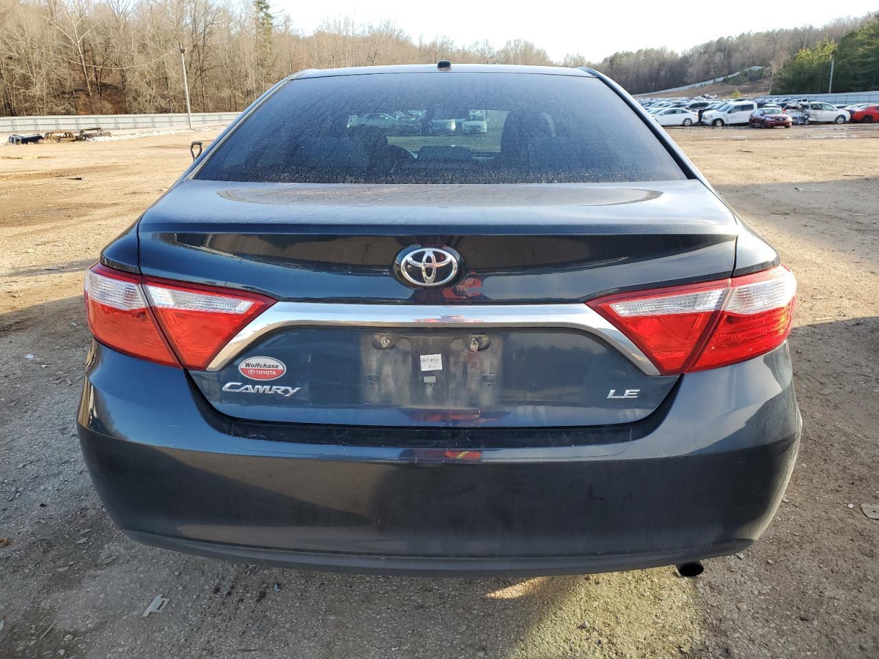 2016 TOYOTA CAMRY LE - Фото 6