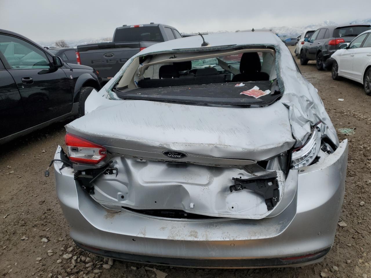 2017 FORD FUSION SE - Фото 6