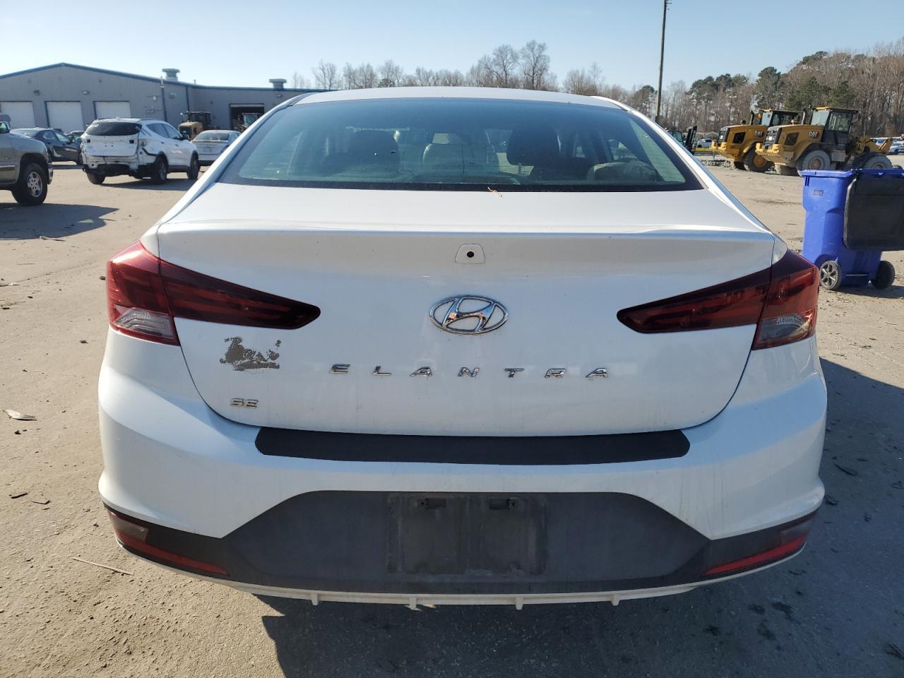 2019 HYUNDAI ELANTRA SE - Image 6