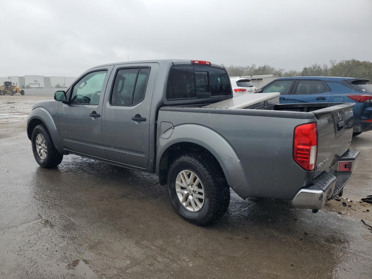 2016 NISSAN FRONTIER S - Фото 2