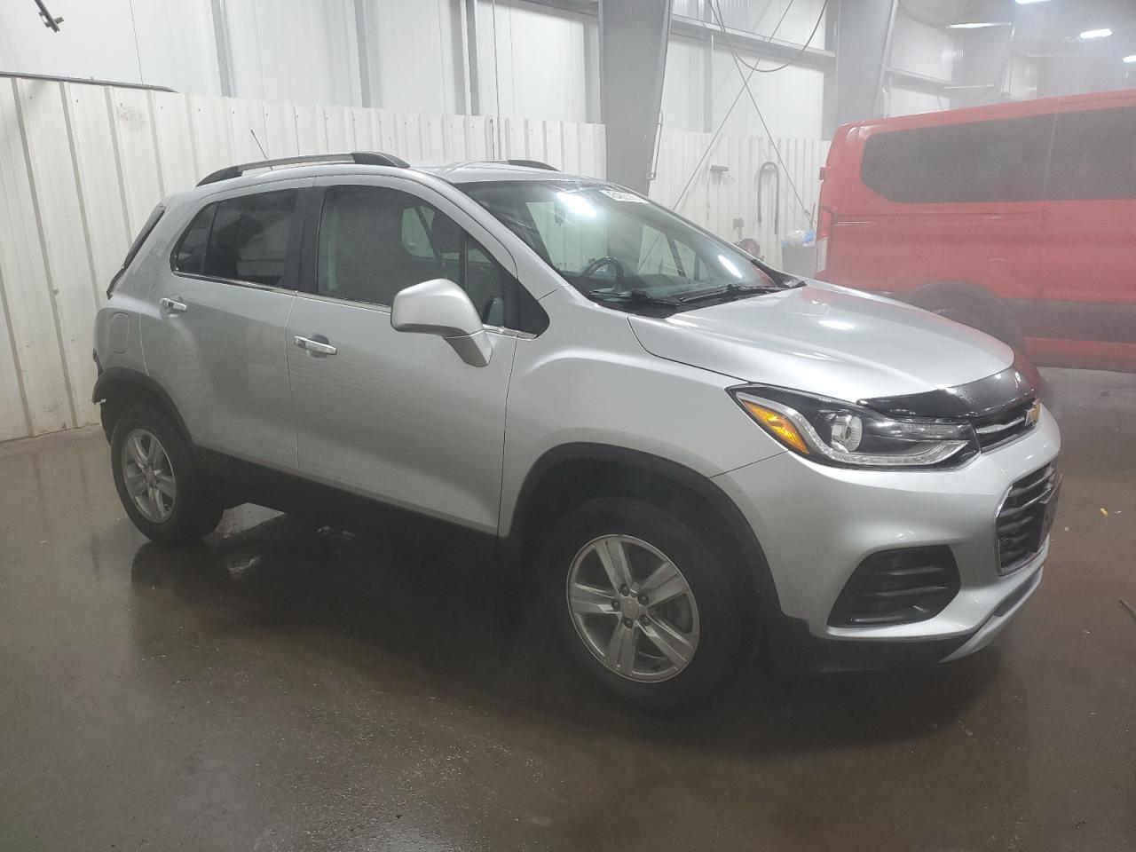 2019 CHEVROLET TRAX 1LT - Фото 4