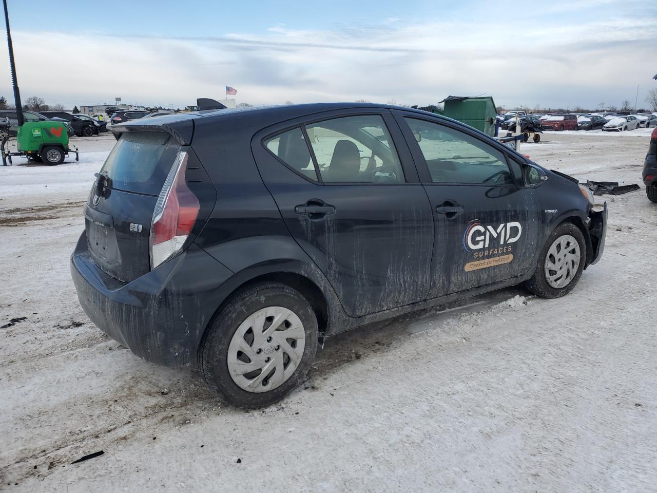 2016 TOYOTA PRIUS C - Image 3