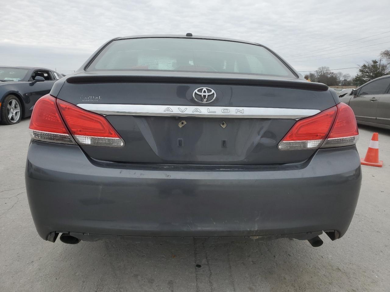 2011 TOYOTA AVALON BAS - Image 6