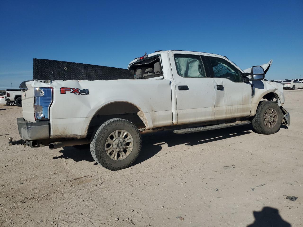 2022 FORD F250 SUPER - Фото 3