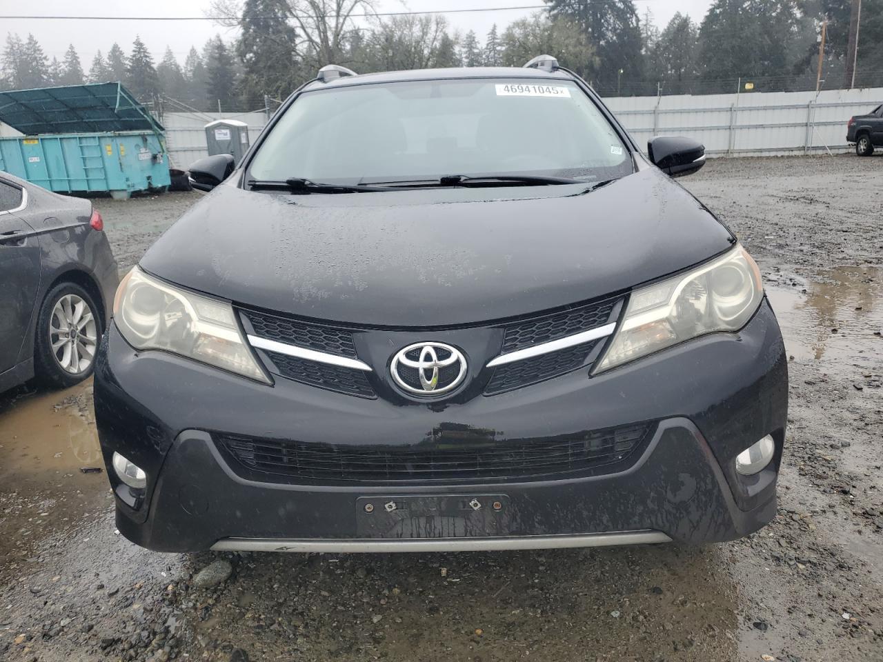 2015 TOYOTA RAV4 XLE - Image 5