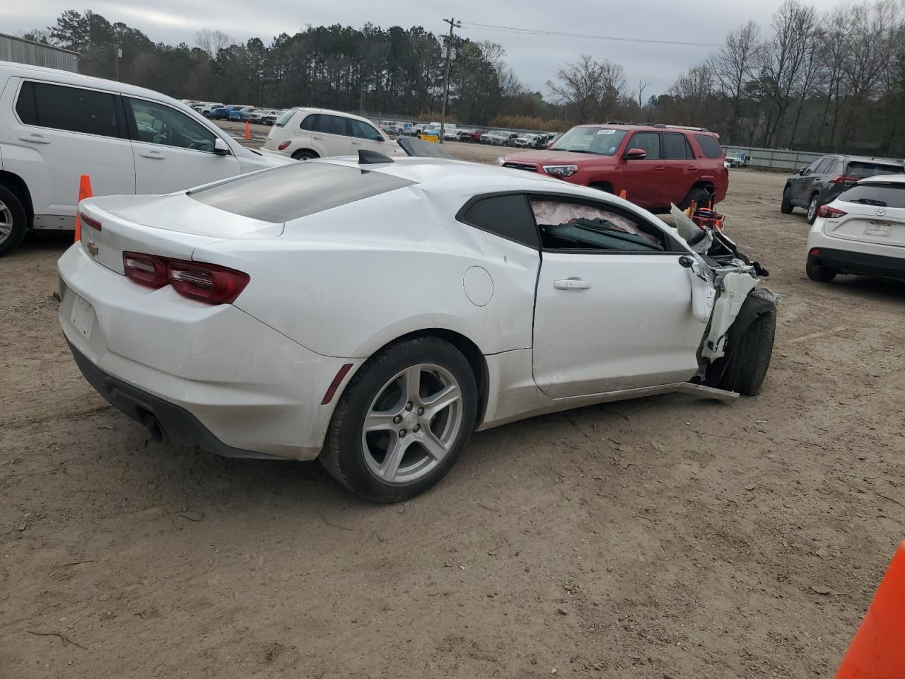 2020 CHEVROLET CAMARO LS - Фото 3