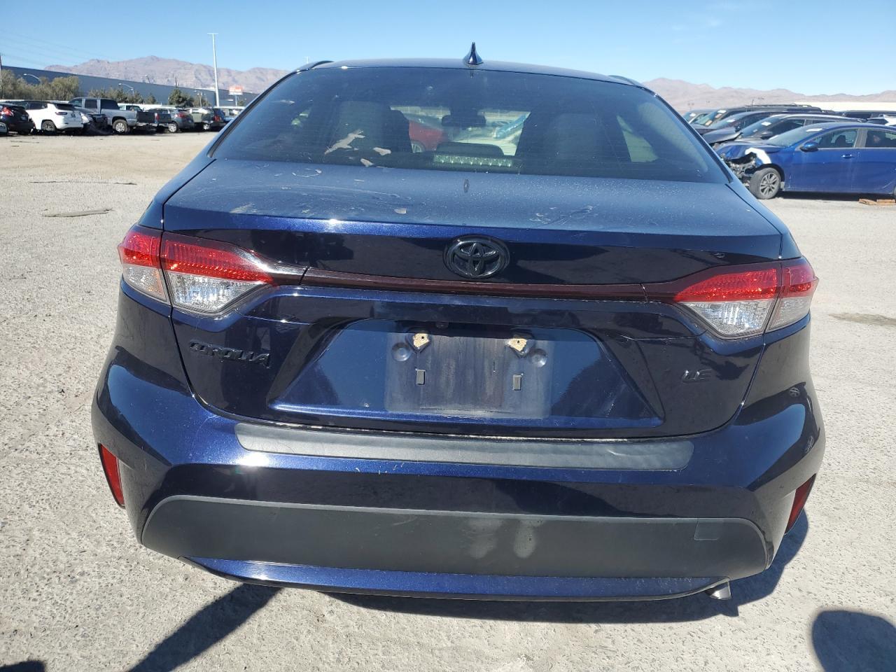 2021 TOYOTA COROLLA LE - Фото 6