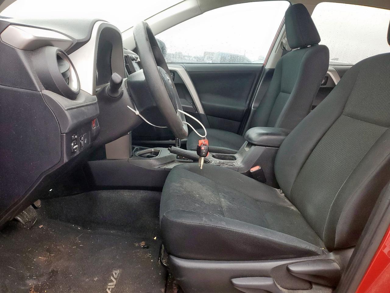 2017 TOYOTA RAV4 LE - Image 7