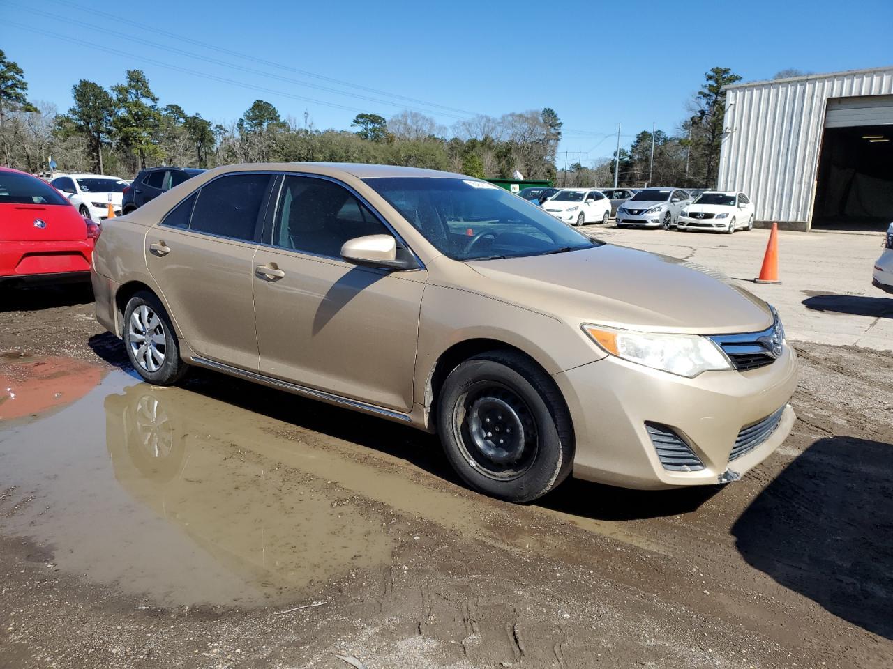 2012 TOYOTA CAMRY BASE - Фото 4