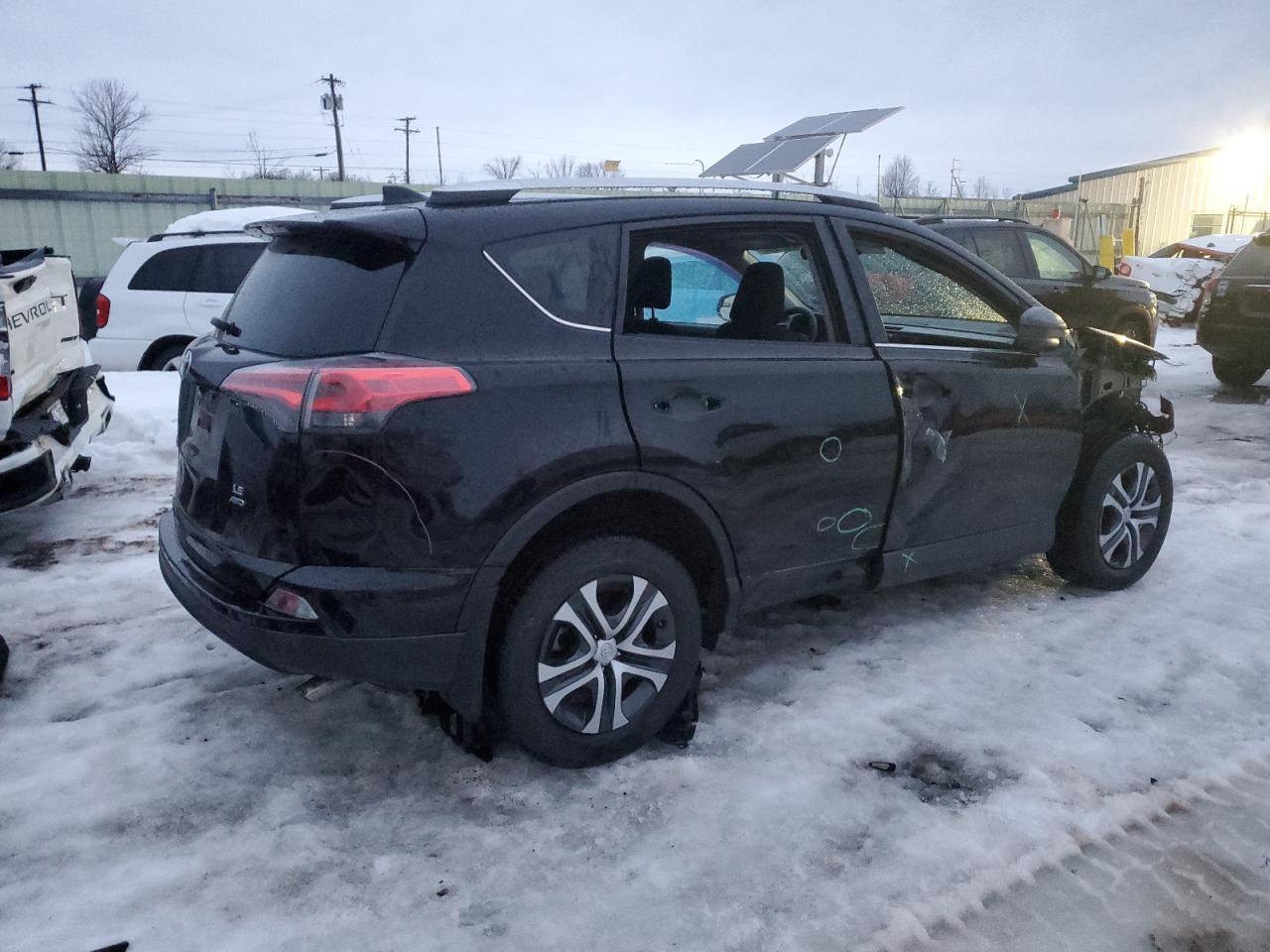 2016 TOYOTA RAV4 LE - Image 3