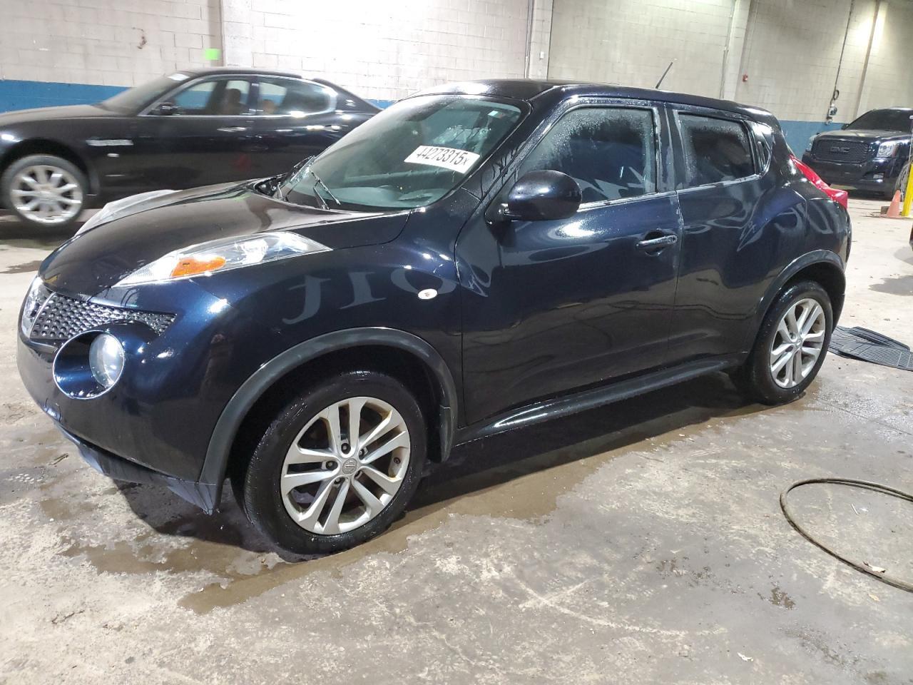 2011 NISSAN JUKE S