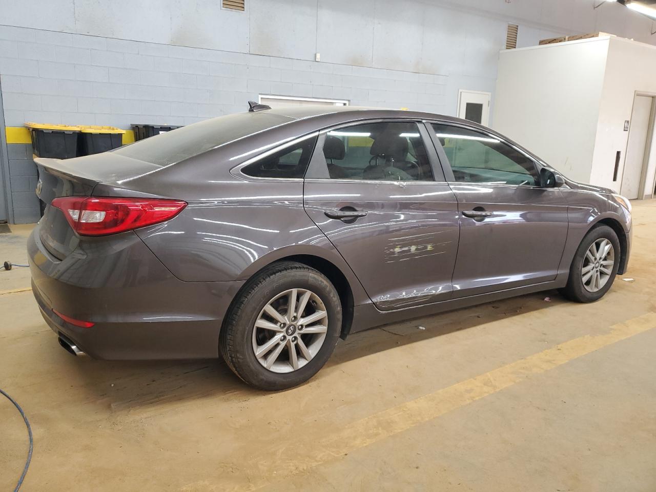 2017 HYUNDAI SONATA SE - Фото 3