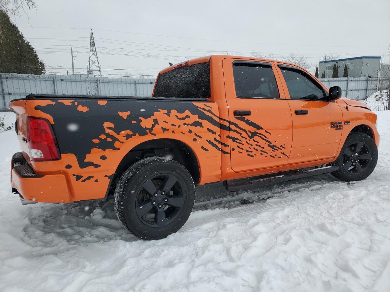 2019 RAM 1500 CLASS - Image 3