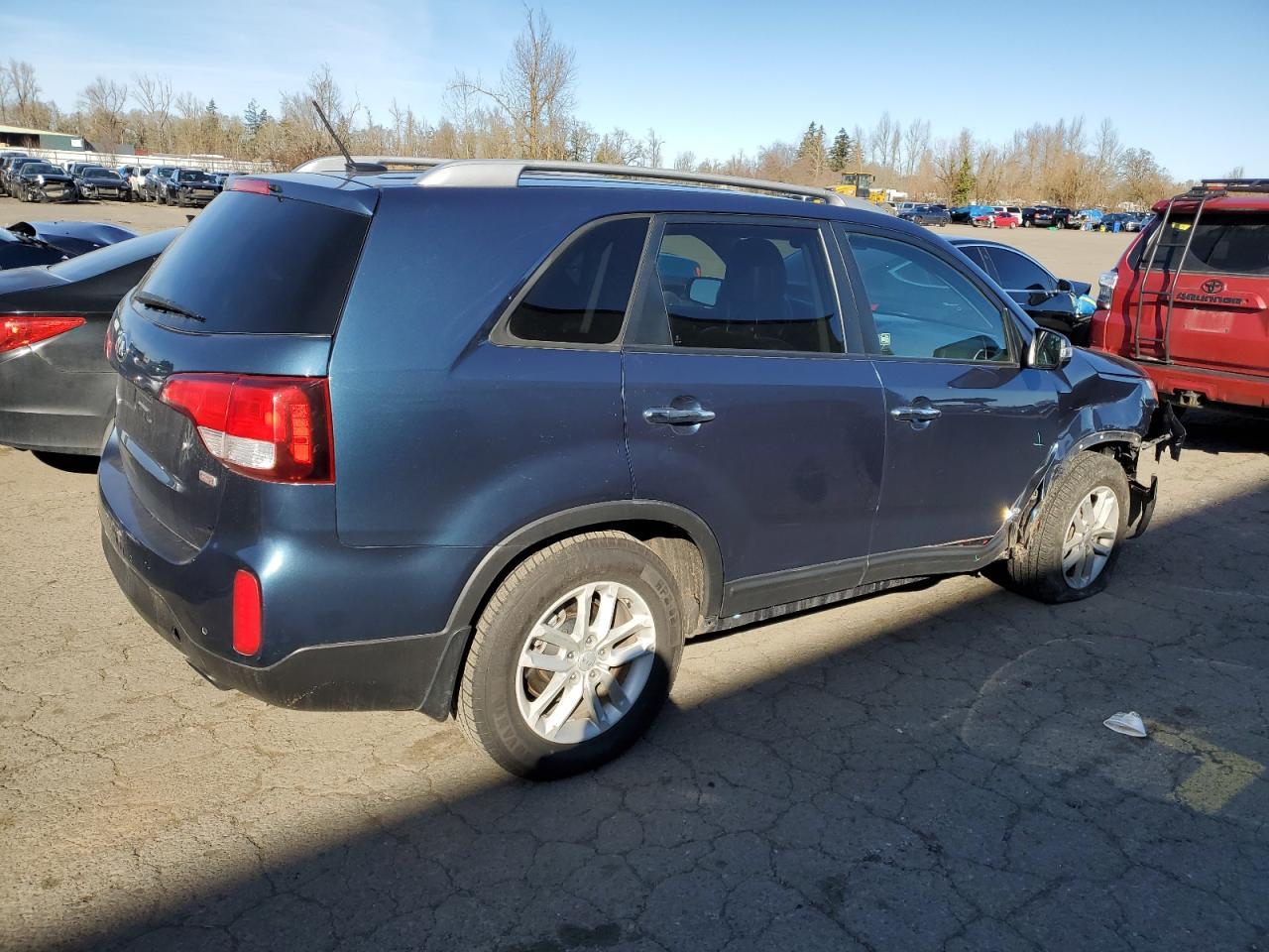 2014 KIA SORENTO LX - Image 3