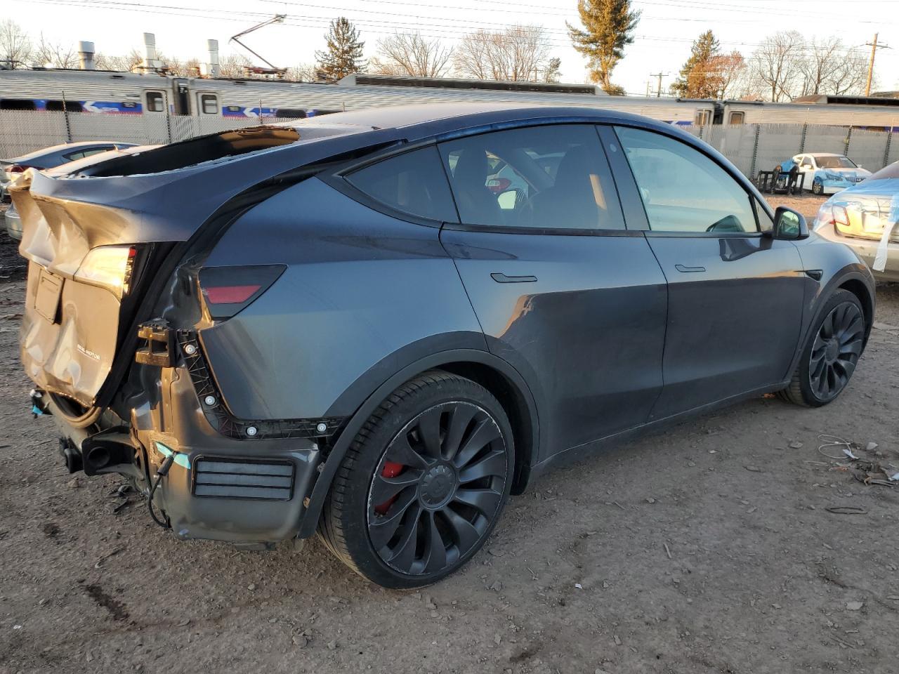 2022 TESLA MODEL Y - Image 3