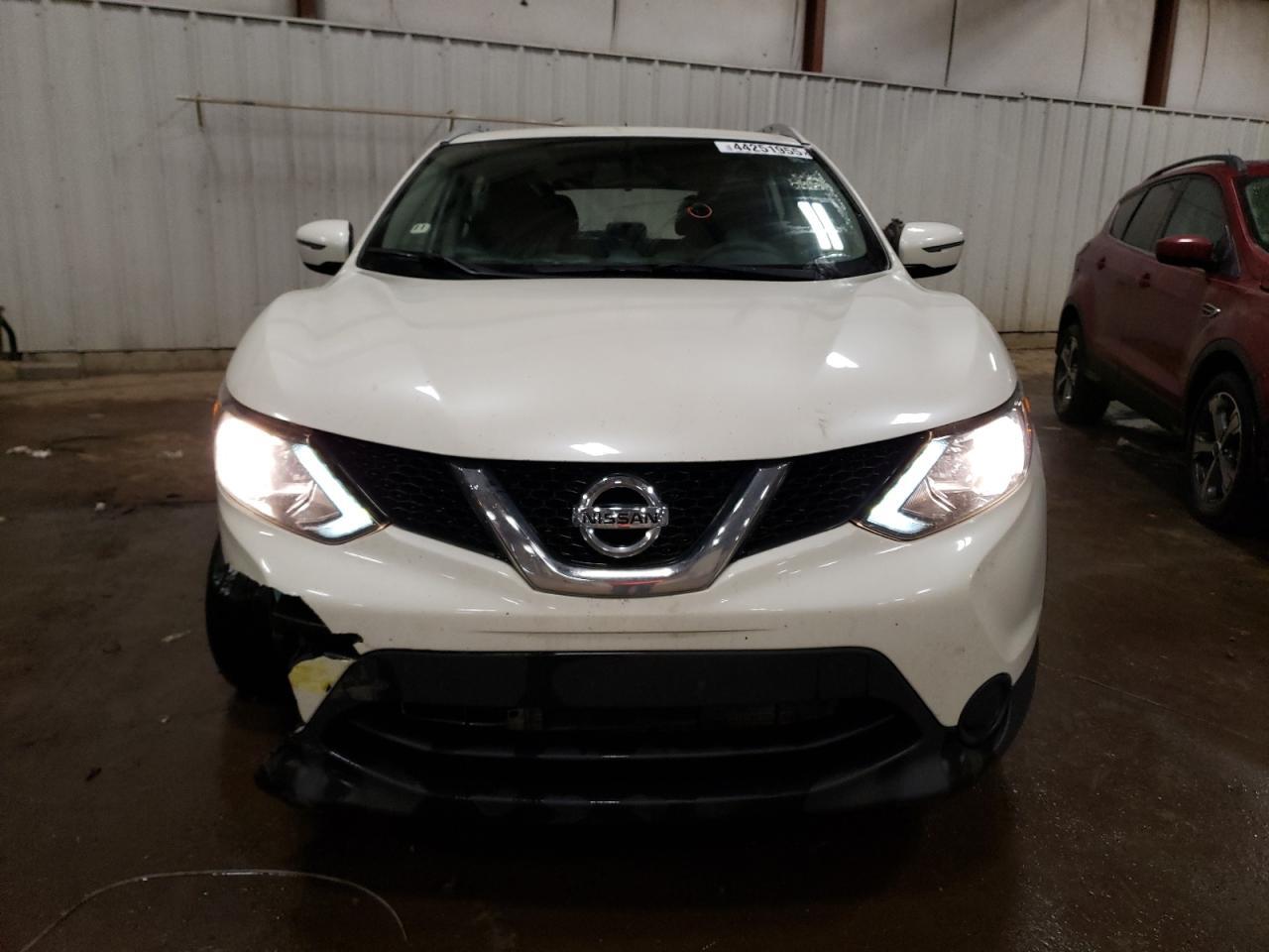 2017 NISSAN ROGUE SPOR - Фото 5